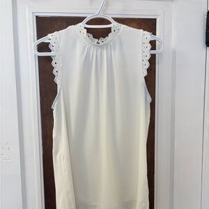White top size small
